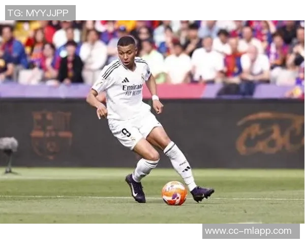 姆巴佩本赛季状态火热10场狂轰14球仅一场未能进球展现超强实力