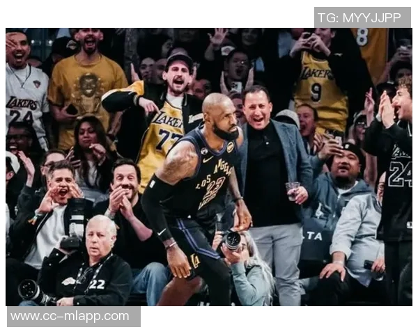 本赛季快攻得分排行榜：詹姆斯领衔马克西紧随其后字母哥与小卡紧追不舍